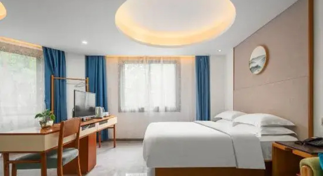 Люкс Not late Hotel (Tong'an South Ring Road)