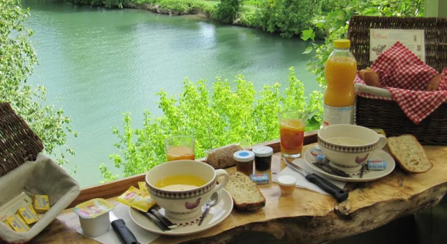 Бунгало Superior Châlets Camping Belle Rivière