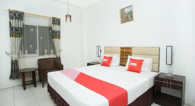 Двухместный номер Standard OYO 1724 Hotel Sembilan Sembilan