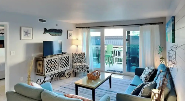 Sea Oats #309 by Southern Vacation Rentals, Забронировать Отель Отели Форт-Уолтон-Бич с парковкой, рядом с Пирс на острове Окалооса, Парковка