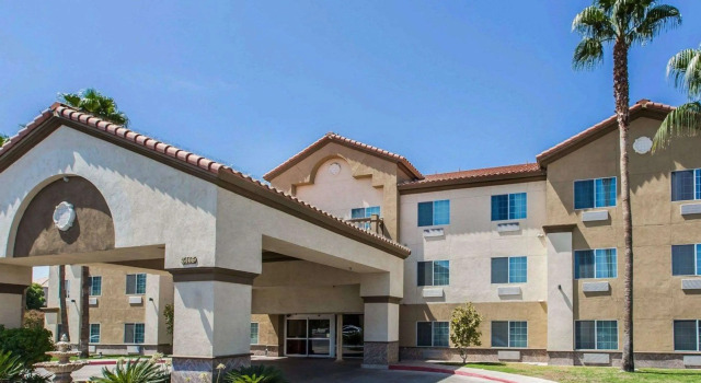 Comfort Suites Bakersfield, Reserva ahora Hotel Bakersfield California