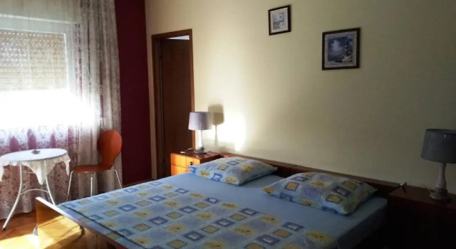 Romantic Apartment With Sea View Vinišće, Dalmatia, Забронировать Апартаменты/квартира Отели Винишче с парковкой, рядом с Пляж Смоквина, Парковка