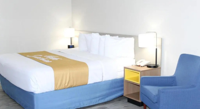 Номер Standard Days Inn by Wyndham Willcox