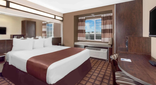 Двухместный номер Standard Microtel Inn & Suites by Wyndham