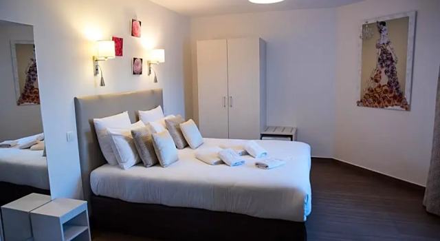 Номер Deluxe Logis Hôtel CasaBella