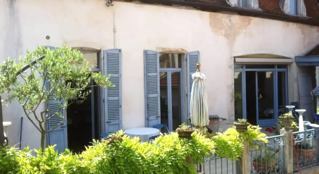 La Poterne, Boek Hotel Hotels in Franche-Comte met parkeren, Parkeren