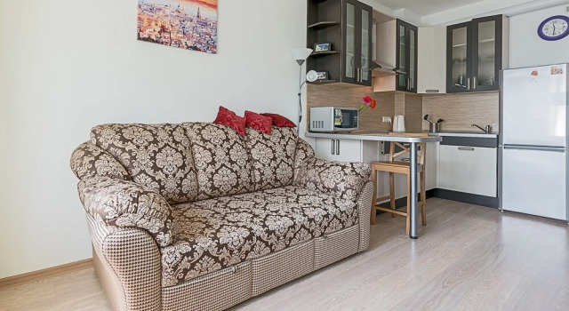 FlatHome24 on Soyuznyi 4, Book Hotel Nevskiy district Sankt Petersborg