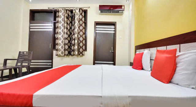 OYO 61867 Santosh Seva Sadan, Rezervovat Hotel Rāiwāla Uttarakhand