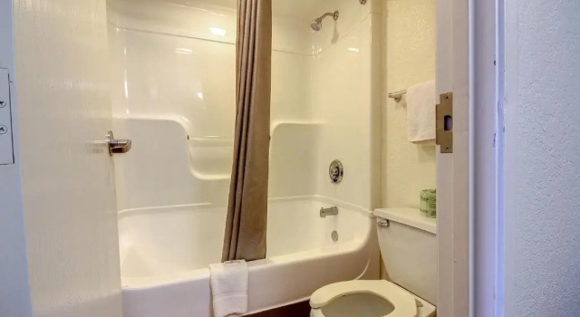 Номер Standard Motel 6 King Of Prussia PA