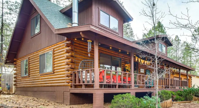 Коттедж 5 Mi to Woodland Lake Park: Cabin in Pinetop!