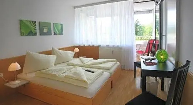 Двухместный номер Standard с балконом AllYouNeed Hotel Klagenfurt