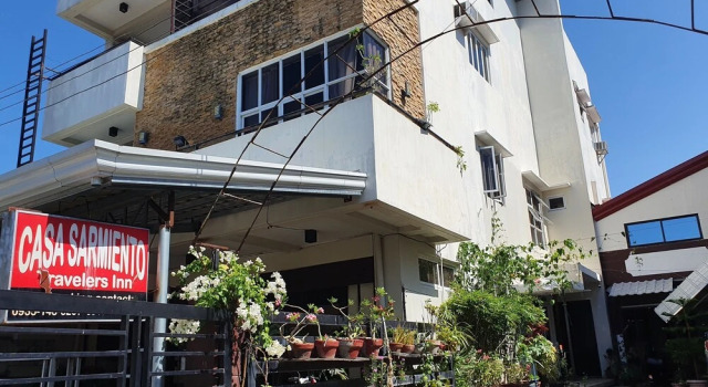 Casa Sarmiento Travelers Inn, Varaa Hotelli Laoag City 