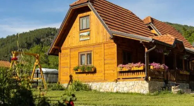 Apartments Milev, Buchen Sie Ferienwohnung Mokra Gora Tara-Gebirge