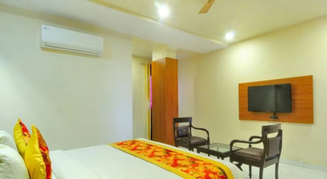 Люкс Hotel New Majestic