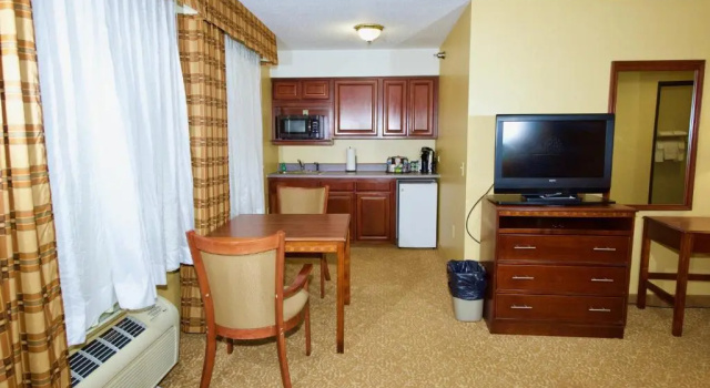 Люкс Holiday Inn Express Hotel & Suites Fenton/I-44 by IHG