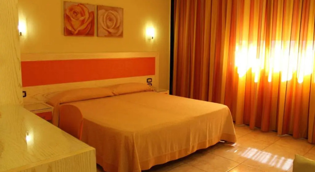 Номер Standard Hotel Cristal Eboli