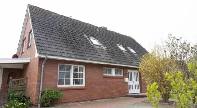 Mariannes Hues Wohnung 1, Book Hotel Borgsum Før