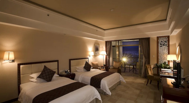 Номер Business с балконом Country Garden Phoenix Hotel Huangshan