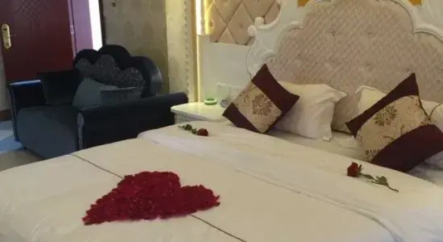 Dali YuBai·Horizon Holiday Homestay (Shuanglang Yuji Island Erhai Branch)