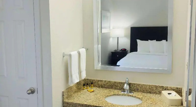Номер Standard Best Western Plus Lafayette Vermilion River Inn & Suites