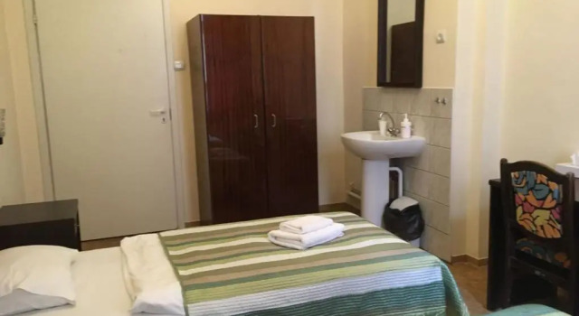 Hostel Viktorija with Private Rooms, Rezervați Hostel Hosteluri în Rīga, Hostel