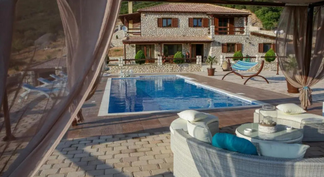 Вилла Piedra Villa