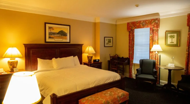 Beekman Arms and Delamater Inn