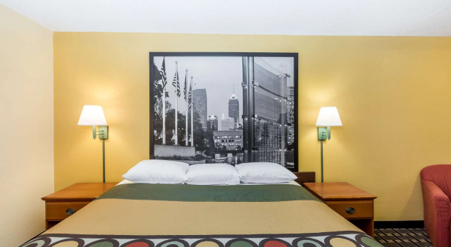 Super 8 by Wyndham Indianapolis/Southport Rd
