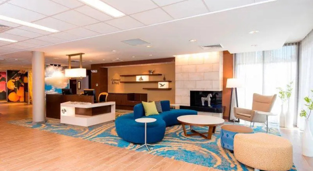 Люкс Fairfield Inn & Suites Tampa Westshore / Airport