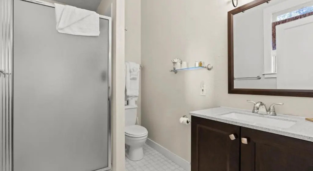 Номер Standard Cinnamon Bear Creekside Inn