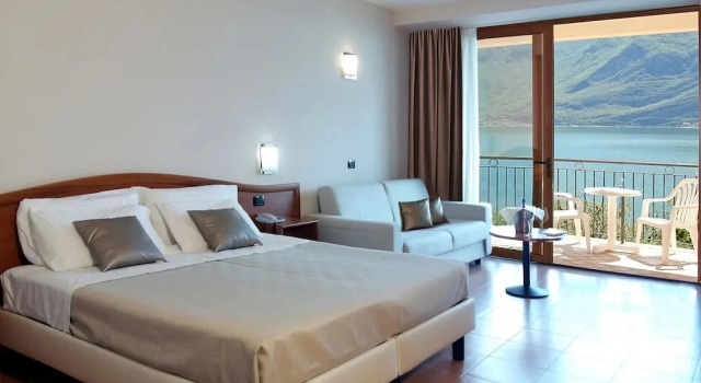 Номер Comfort с видом на озеро Hotel Mercedes