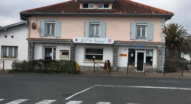 Le Ptit Ecureuil, Réserver Hôtel Hôtels à Aquitaine avec parking, Parking