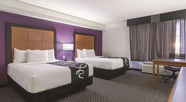 Четырёхместный номер Standard La Quinta by Wyndham Phoenix Mesa West