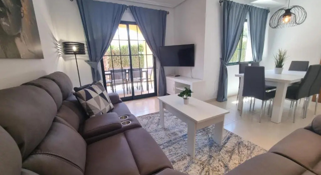 4 Bedroom Modern Villa Private Pool Campoamor 800m from Beach, Забронировать Вилла Коттеджи Ориуэла, Коттедж