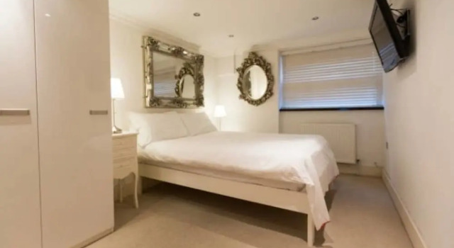 Camden Spacious Apartment