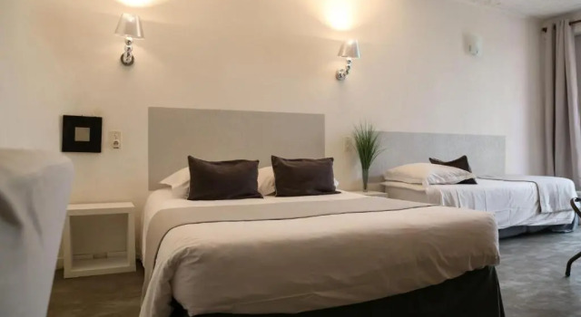 Номер Standard HOTEL 3 étoiles NN "LOU CIGALOUN"