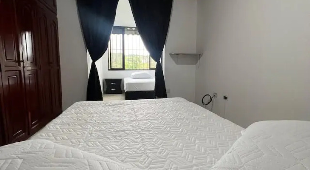 Hostal Comunidad HBT, Book Hotel Hotels in Risaralda with Parking, Parking