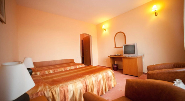 Hotel Class, Забронировать Отель Констанца жудец Констанца