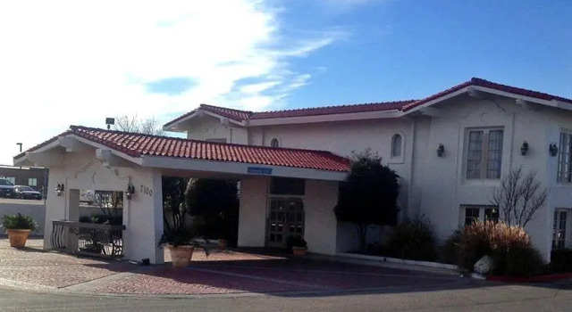 Люкс Motel 6-Austin, TX - Midtown
