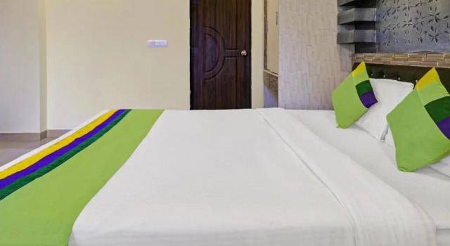 Люкс Shalom Indus Residency