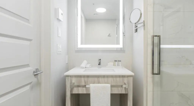 Apartmán 1 ložnice s balkonem Griffintown Hotel