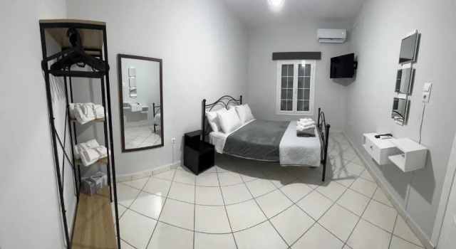 JET, luxury appartment 20m from the beach, Prenota Hotel Kinion Syros