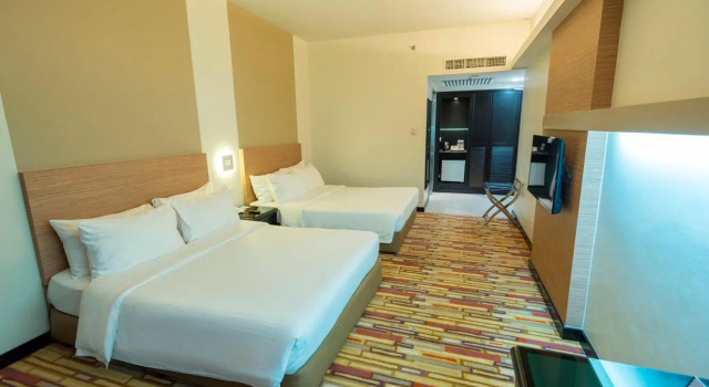 Семейный номер Deluxe Harbour View Hotel