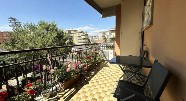 Апартаменты Luminous 2Br Family Apartment In Residential Area