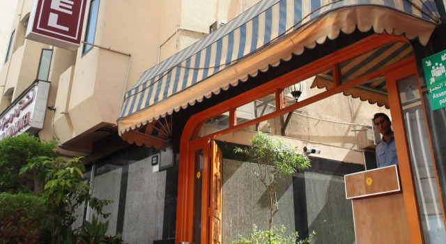 OYO 270 Dream Land Hotel