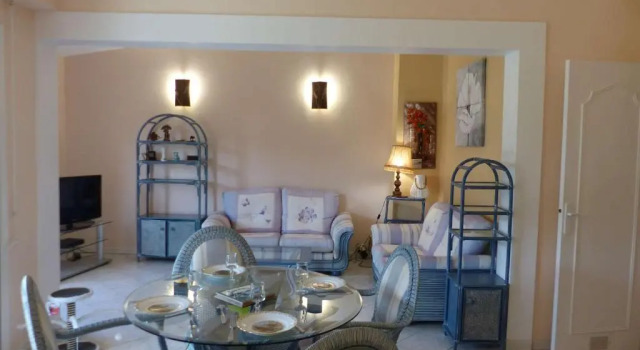 Appartement Le Lavandou, 3 pièces, 4 personnes - FR-1-308-144