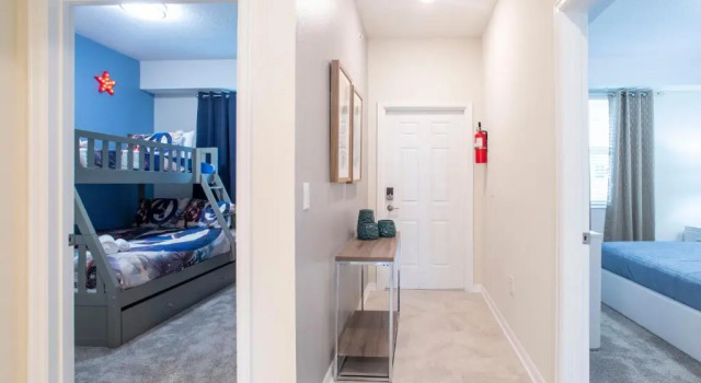 Stunning 2 Bd Close to Disney @ Storey Lake 203, Rezerwuj Hotel Kissimmee Kissimmee