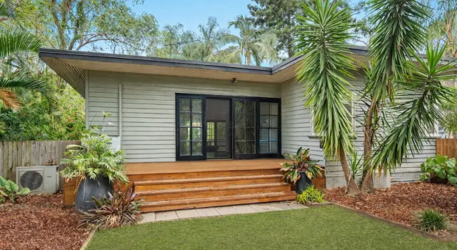 Spacious 3-bed Stay With Balcony and BBQ, Book Apartment Brisbane Brisbane Region