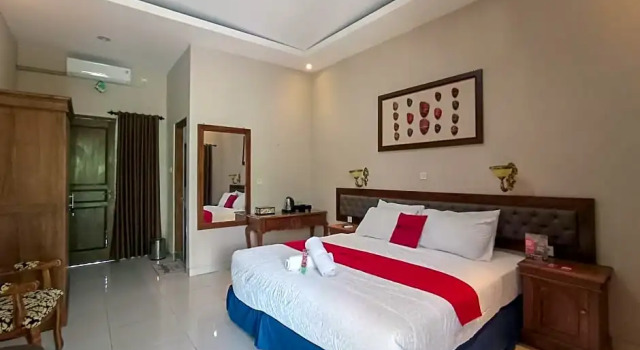 RedDoorz Plus Syariah At Puri Cempaka Prambanan, Book Hotel Hotels in Prambanan with Parking, Parking