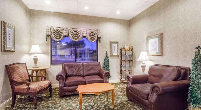 Days Inn by Wyndham Dover Downtown, Забронировать Мини-отель Довер Делавэр